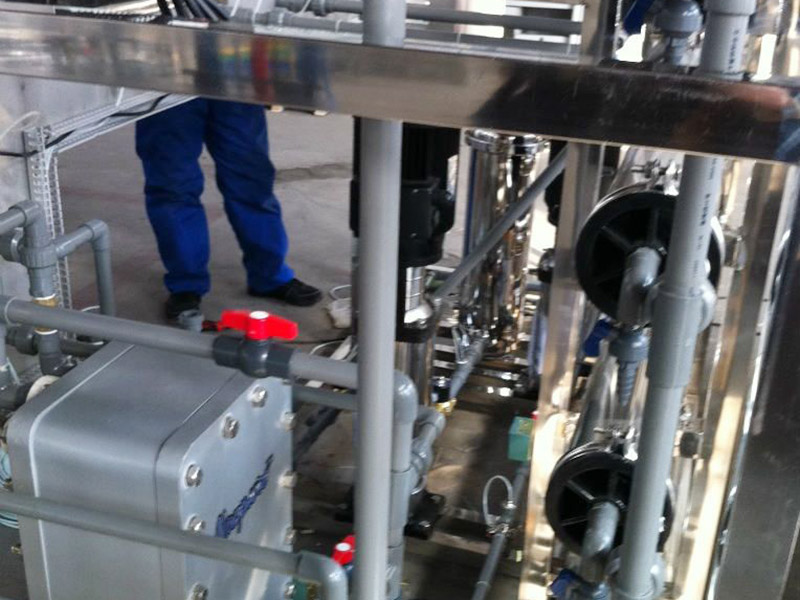 EDI系統(tǒng)現(xiàn)已廣泛應(yīng)用于醫(yī)藥、化學(xué)、食品、電子、電力工業(yè)等領(lǐng)域